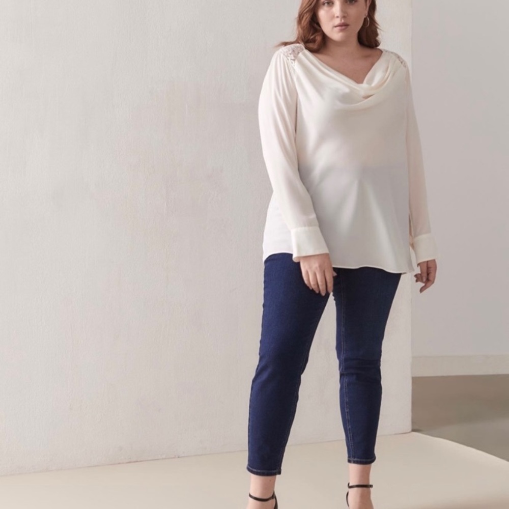 PENNINGTONS Drape neck long sleeve blouse size 2X Addition Elle